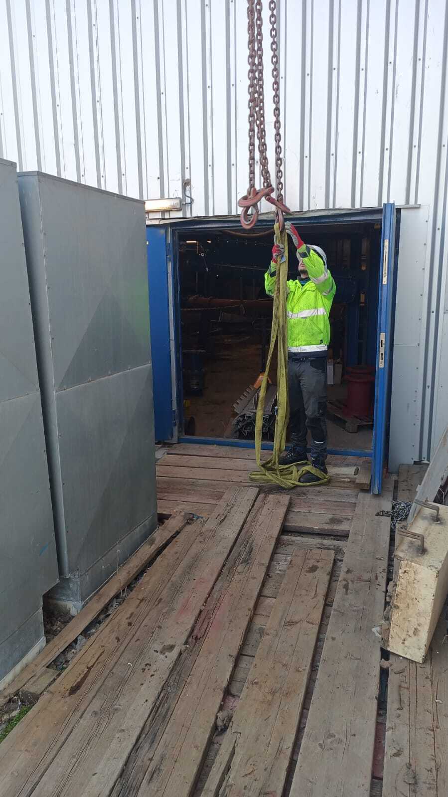 Demontáž a montáž řetězového dopravníku