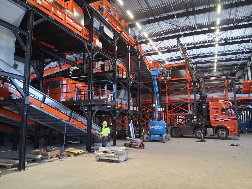 Montáž třídící linky na plastový odpad