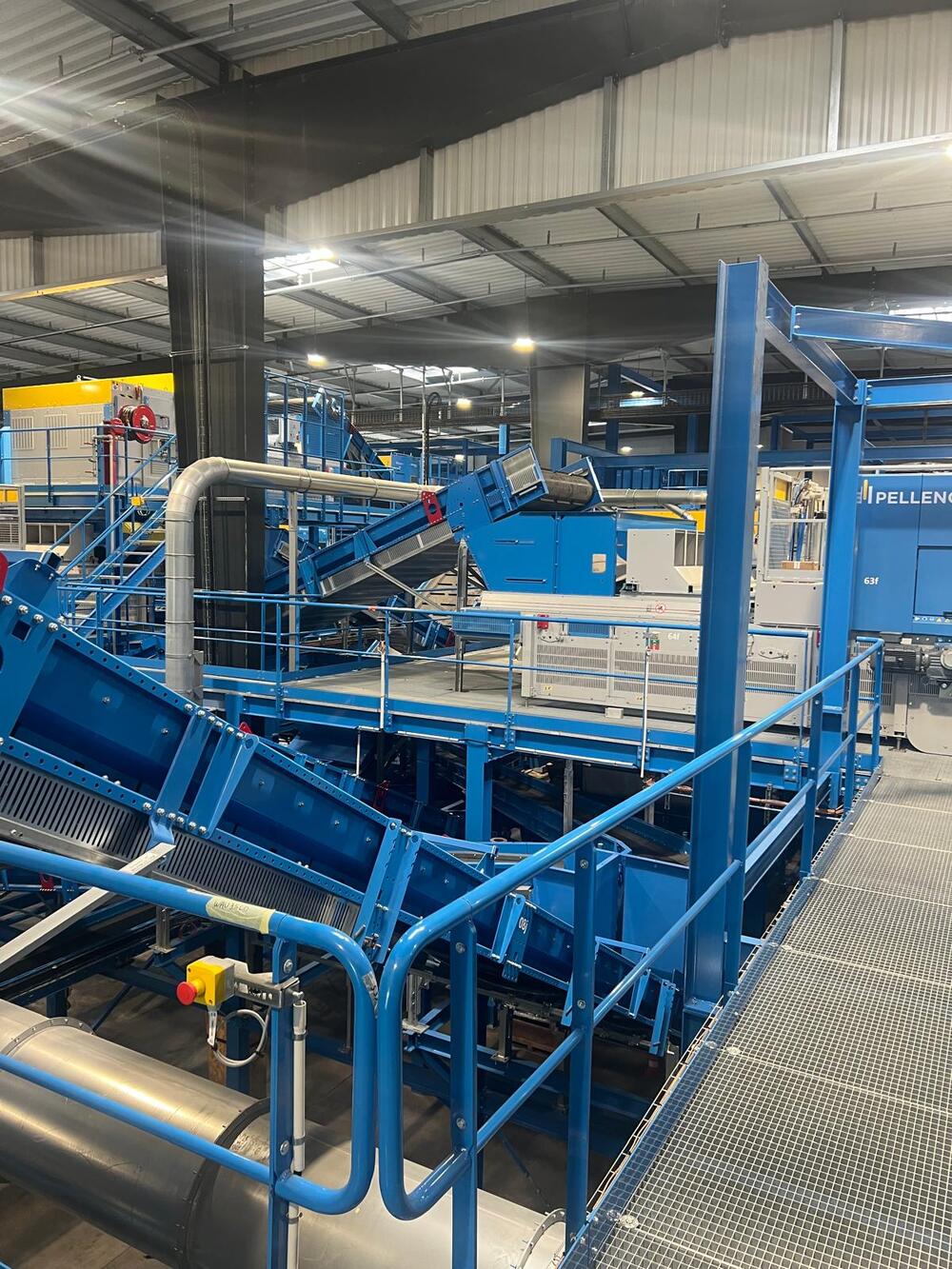 Montáž linky na třídění odpadu